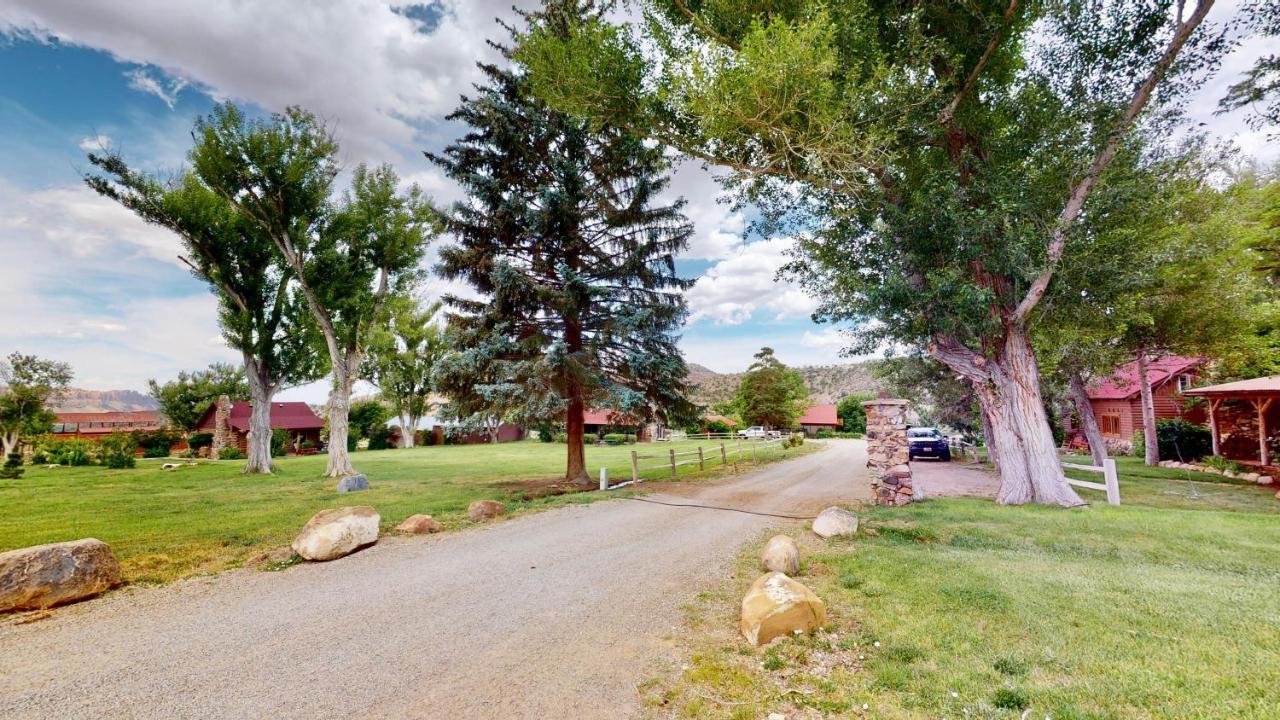 Pack Creek ~ Farm House Moab Eksteriør billede