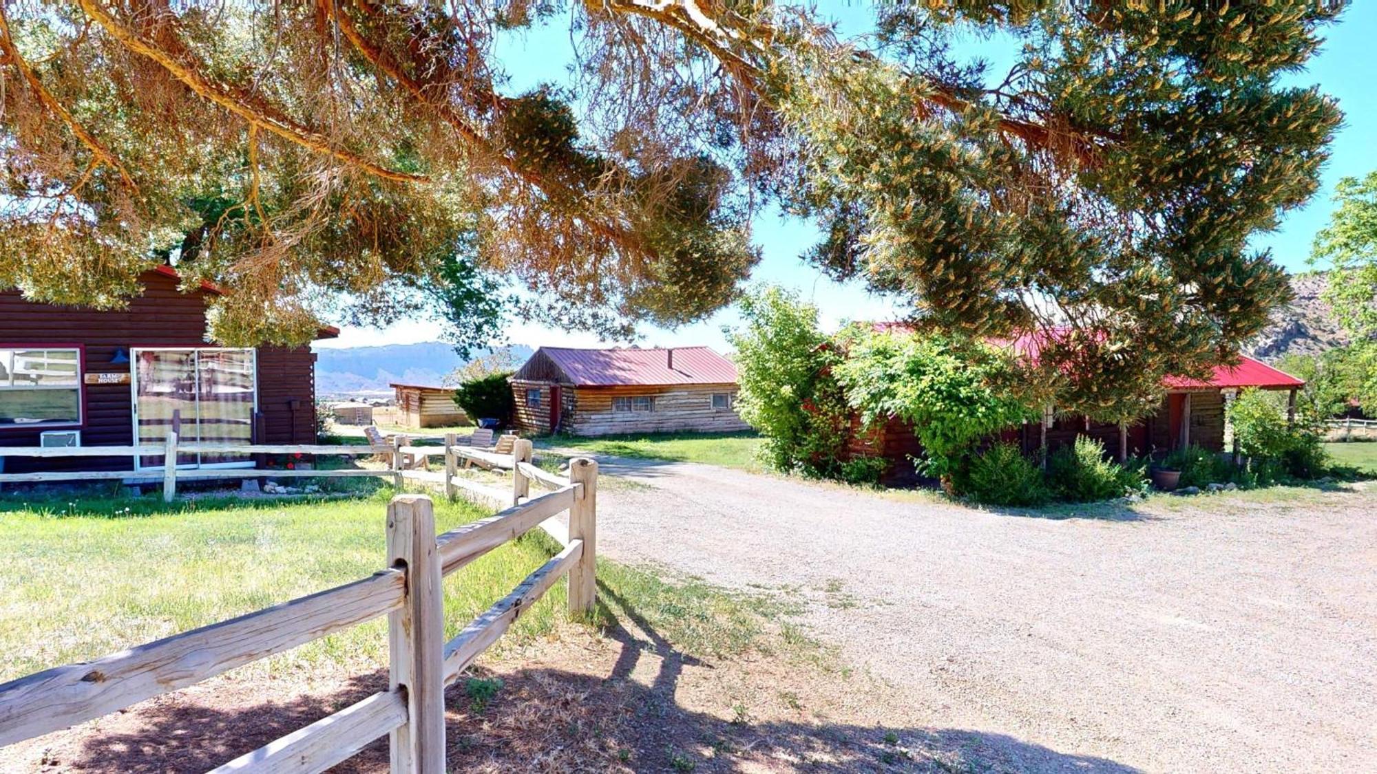 Pack Creek ~ Farm House Moab Eksteriør billede